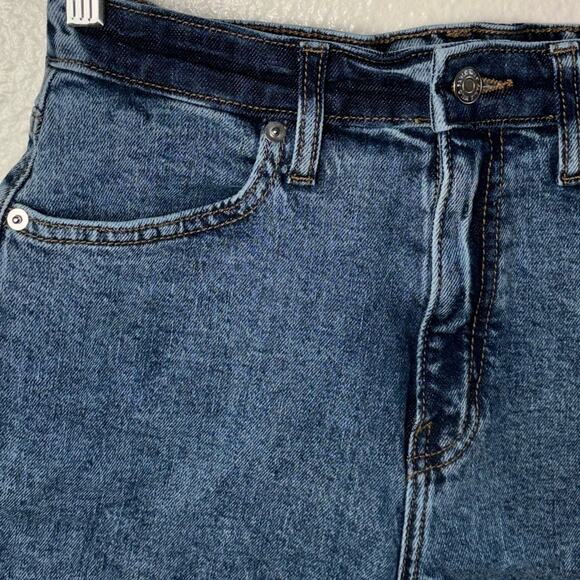 Wild Fable Shorts women's size 4/27 Mom High Rise Cuffed Jean Blue Stone Wash - Picture 8 of 14